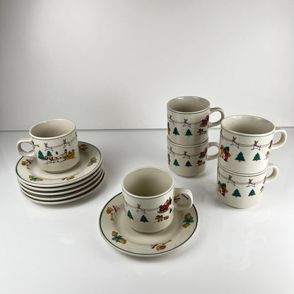 Set de tasses a café/thé de noël , 1980