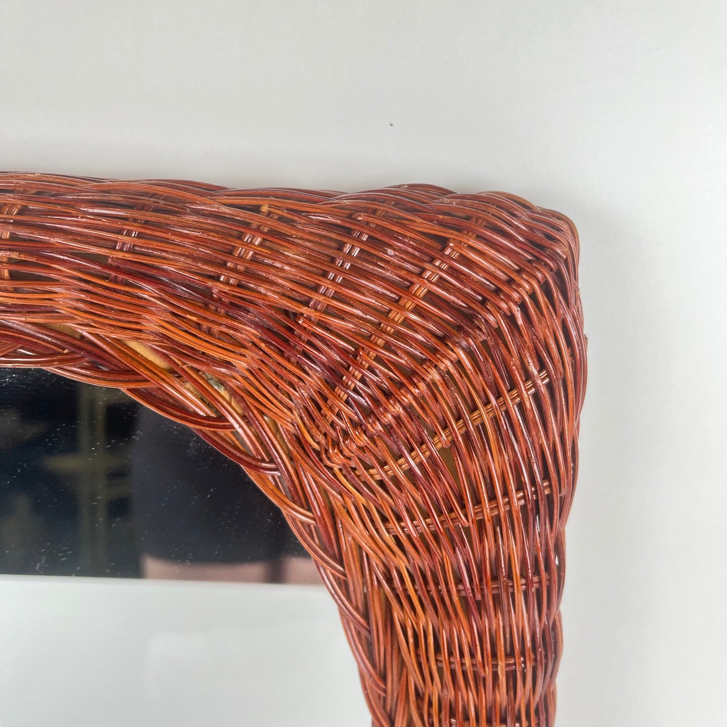 Petit Miroir en osier tressé, 1960