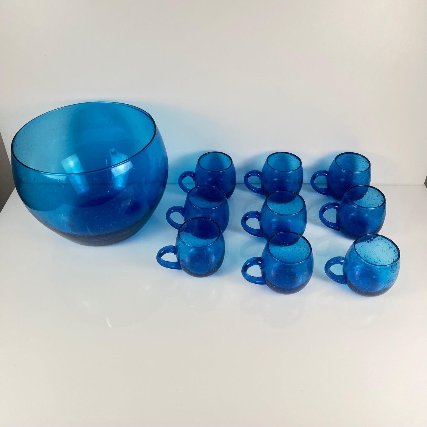 9-person punch set, Biot style, cobalt blue bubble glass, 1970s