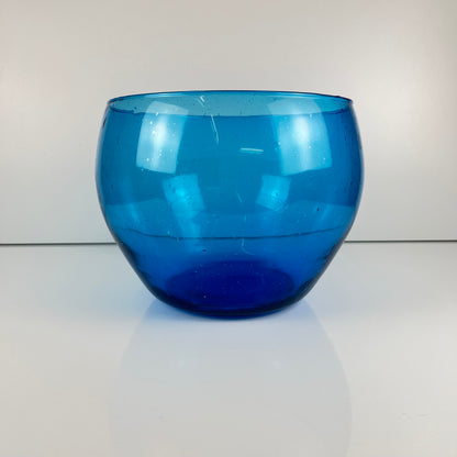 9-person punch set, Biot style, cobalt blue bubble glass, 1970s