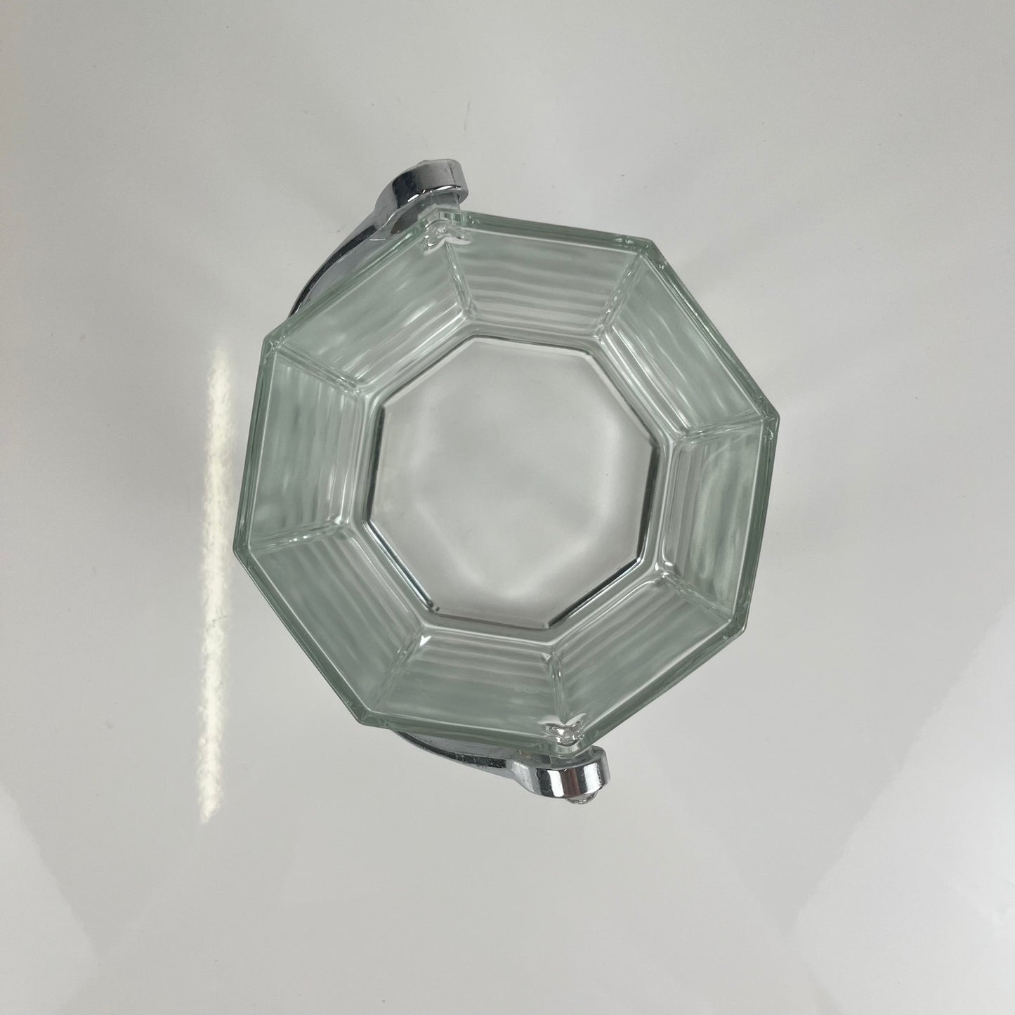 Sceau à glaçon octogonal en verre et anse en métal, 1970/80, france