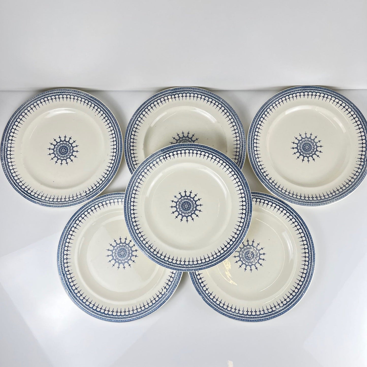 Set of 6 flat plates, Terre de fer model "Alhambra", late 19th century.