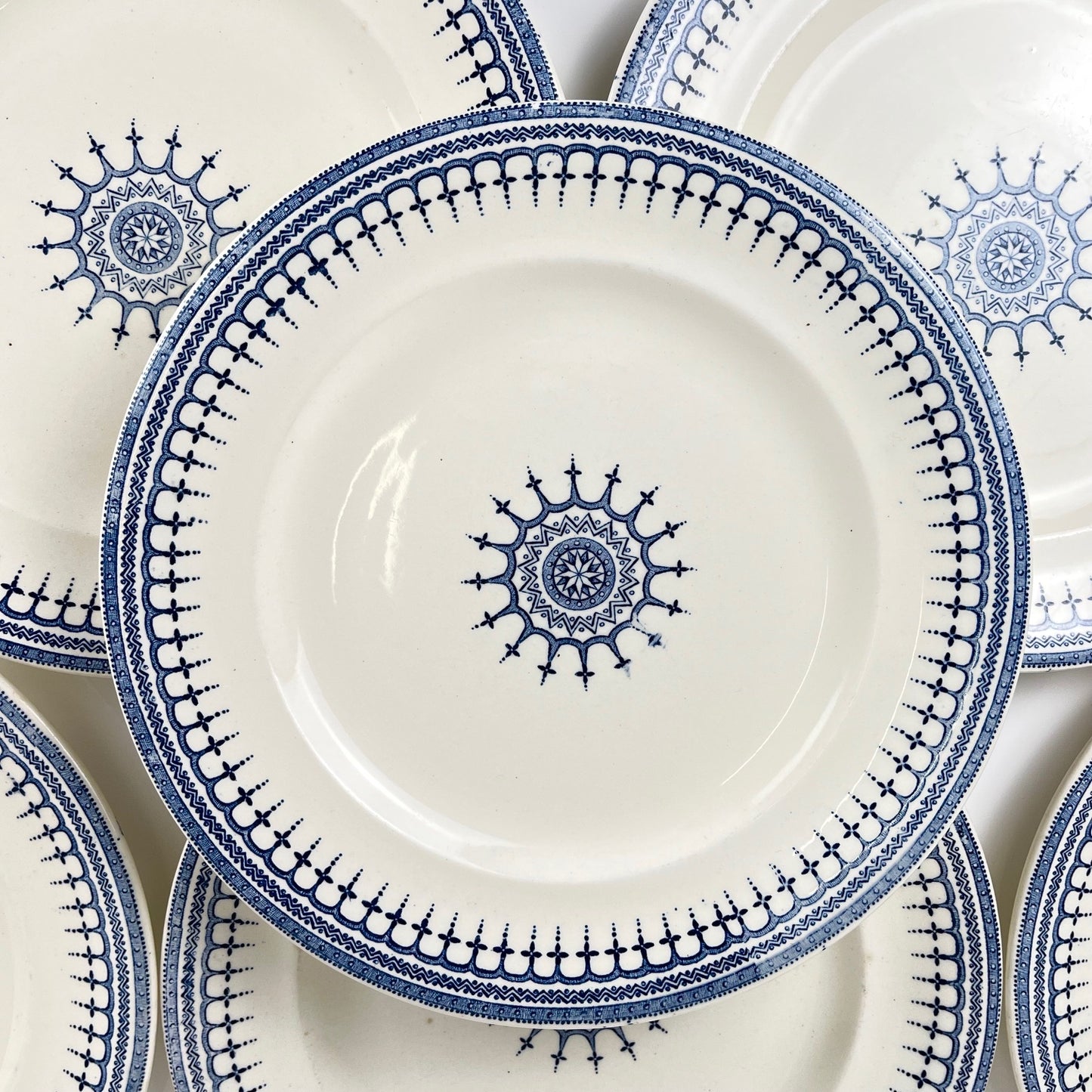 Set of 6 flat plates, Terre de fer model "Alhambra", late 19th century.