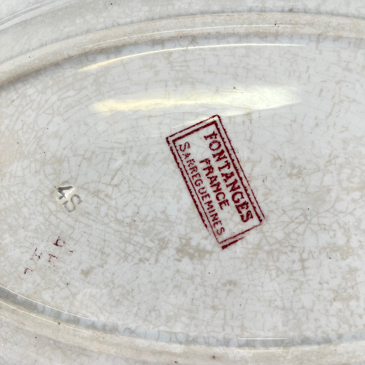 Oval dish "Fontange" Sarreguemines, red