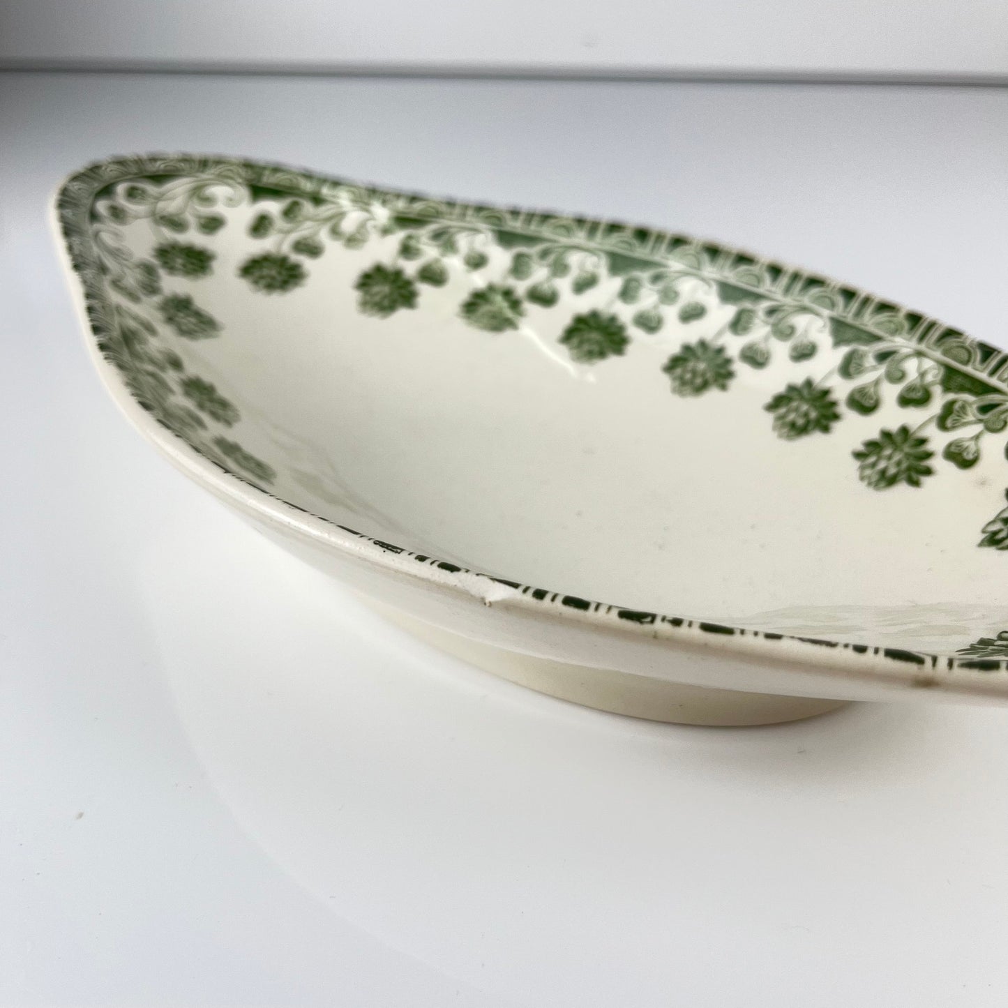 Ravier Badonviller "Trèfle" (Clover) pattern green, First half of the 20th century