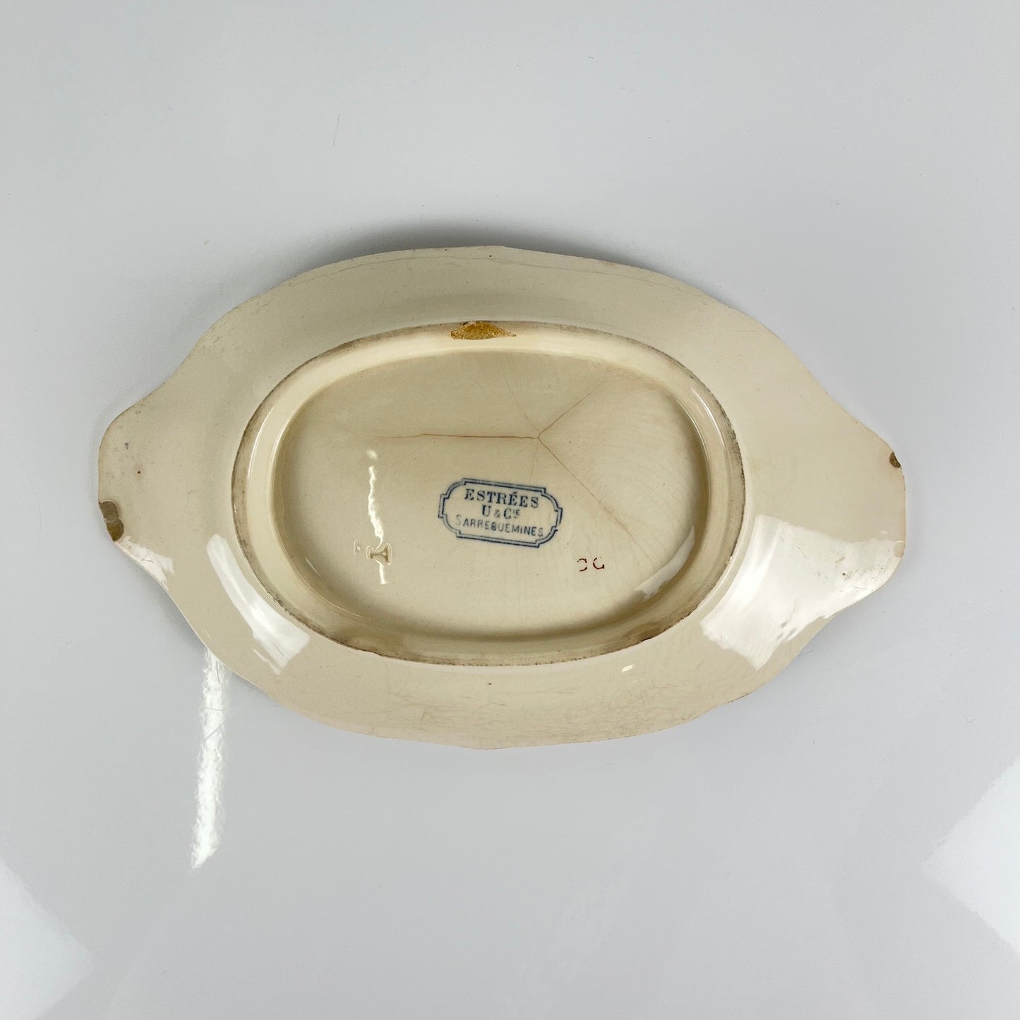 Dish, "Estrées" pattern, by U&C Sarreguemines, blue, 1900