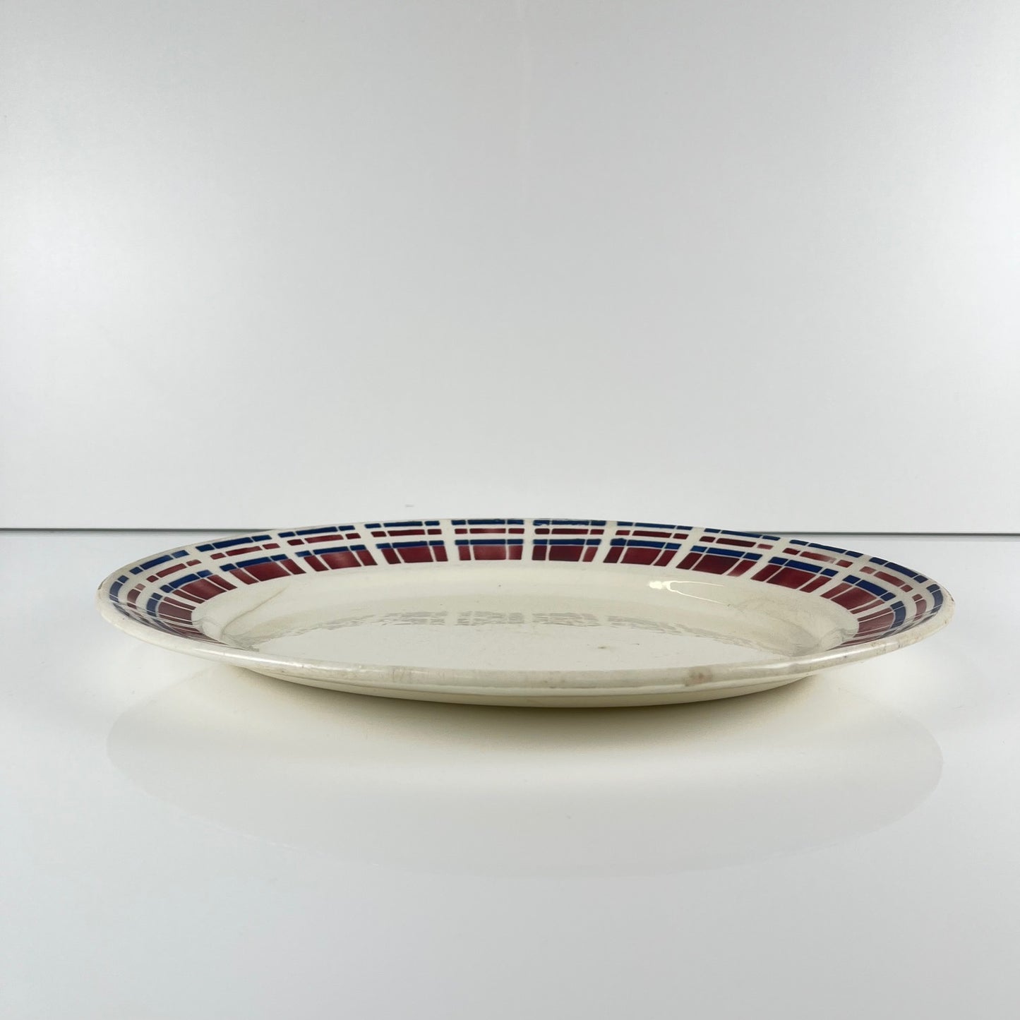 Badonviller Oval Dish, "Ecossais" model, Art Deco, 1930
