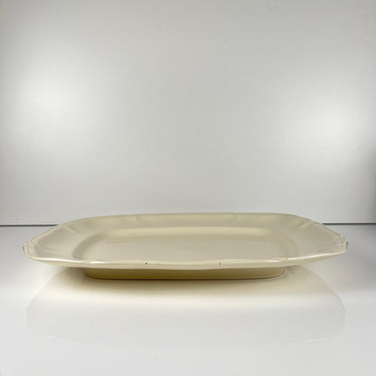 Large rectangular Sarreguemines cream dish, early 20th century