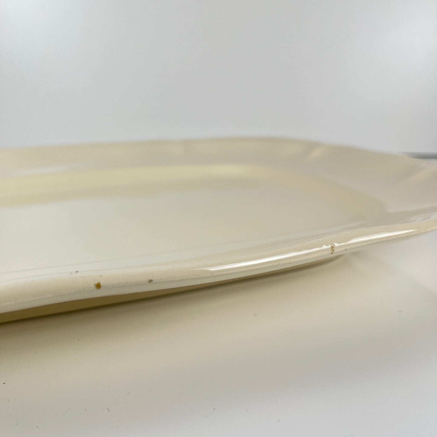 Large rectangular Sarreguemines cream dish, early 20th century