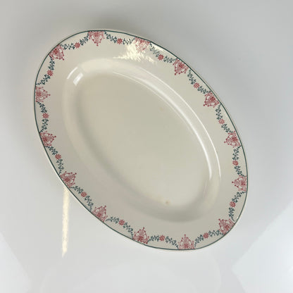 Longwy oval dish, pink and green garland pattern, early 20th century.