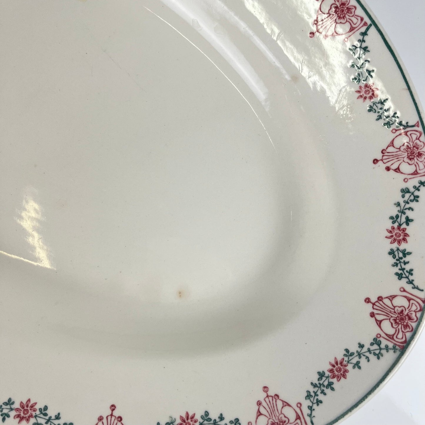 Longwy oval dish, pink and green garland pattern, early 20th century.