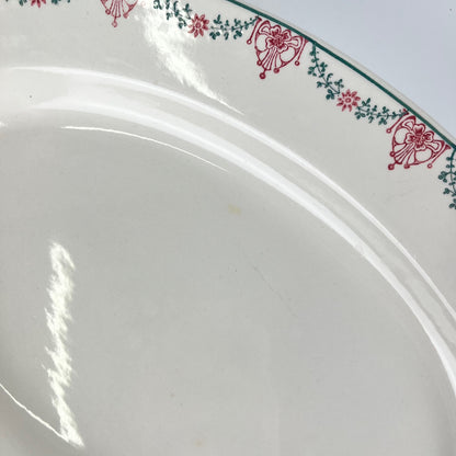Longwy oval dish, pink and green garland pattern, early 20th century.