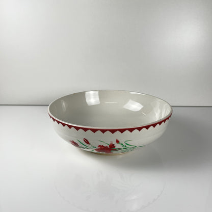 Sarreguemines "Oeillet" Salad Bowl, 1920-50