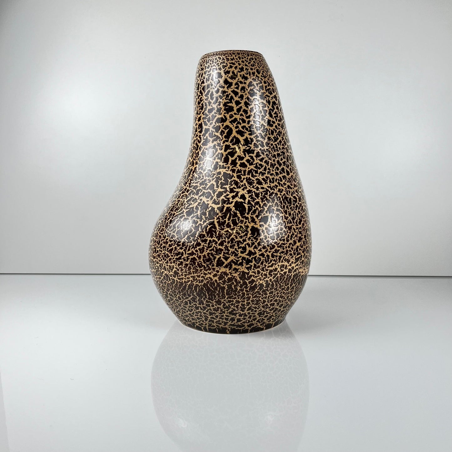 Vase with crackle decoration, Spain, 1990