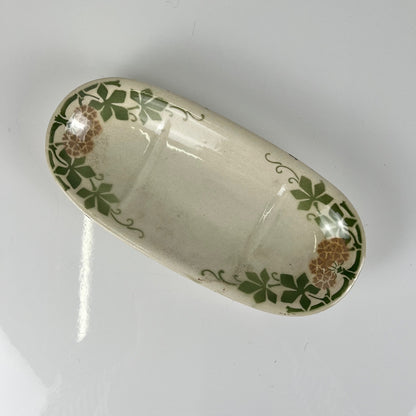 Porte savon KG Lunéville Modele "Phlox", décor Floral , Milieu XXe s.