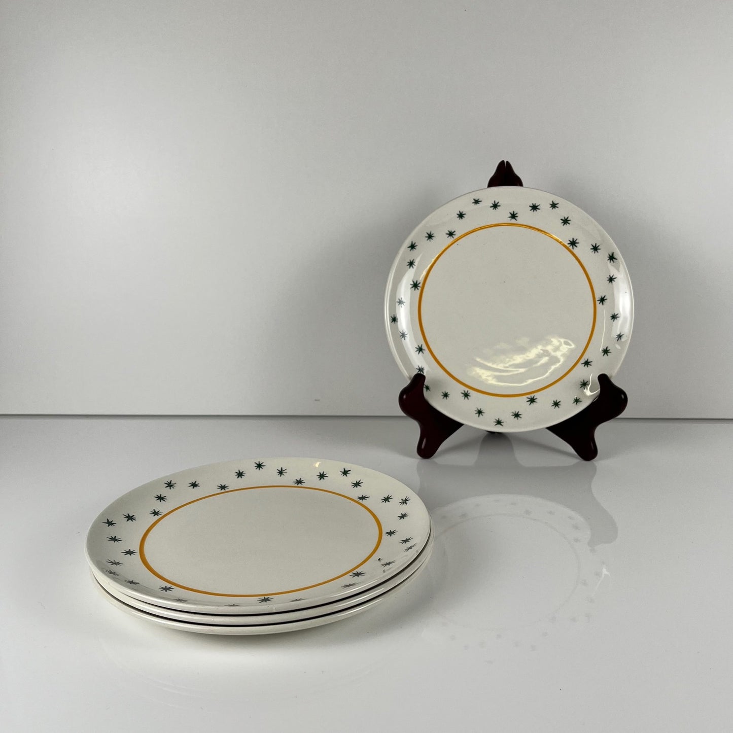 Set de 4 assiettes à dessert GIEN, Création Primefleur, modele "Constellation" , 1950
