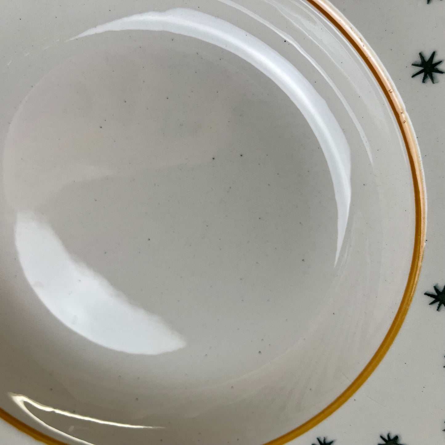 Set de 6 assiettes creuses GIEN, Création Primefleur, modele "Constellation" , 1950