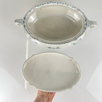 Vegetable dish Villeroy & Boch "Trèfle -Klee" model, blue, 1890-1900