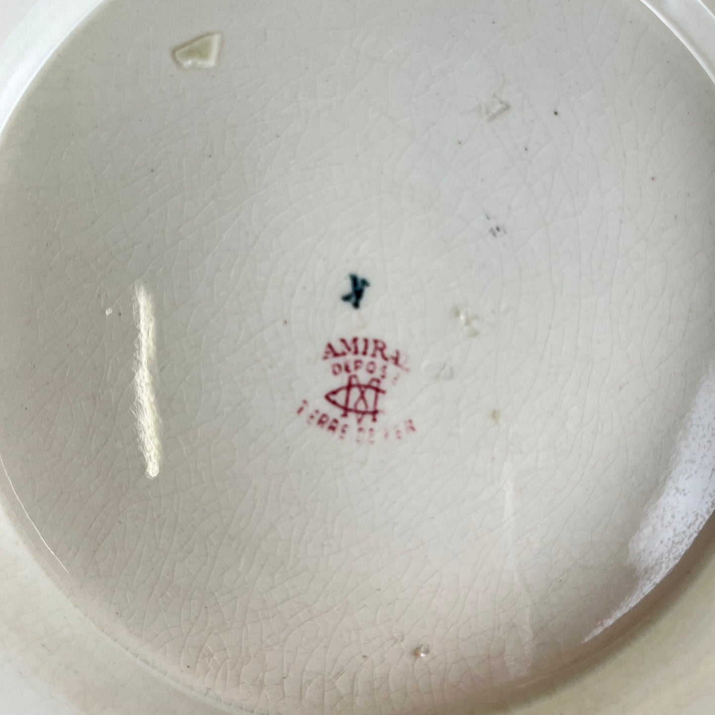 Soupière Terre de fer Creil & Montereau, modele "Amiral", rouge, XIXeme s.