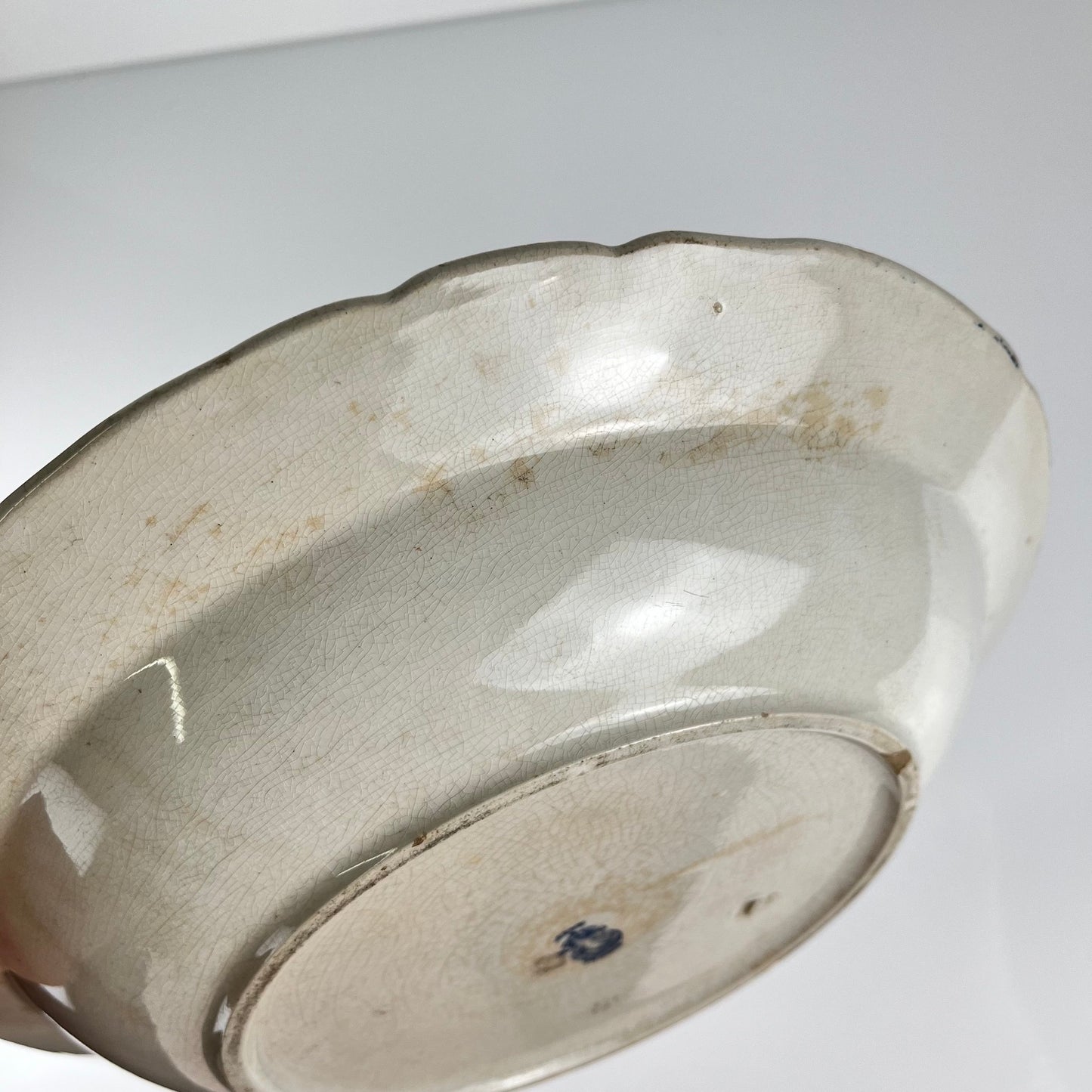 Shallow salad bowl Terre de Fer KG Lunéville, "Jane" pattern, blue, 1890-1915