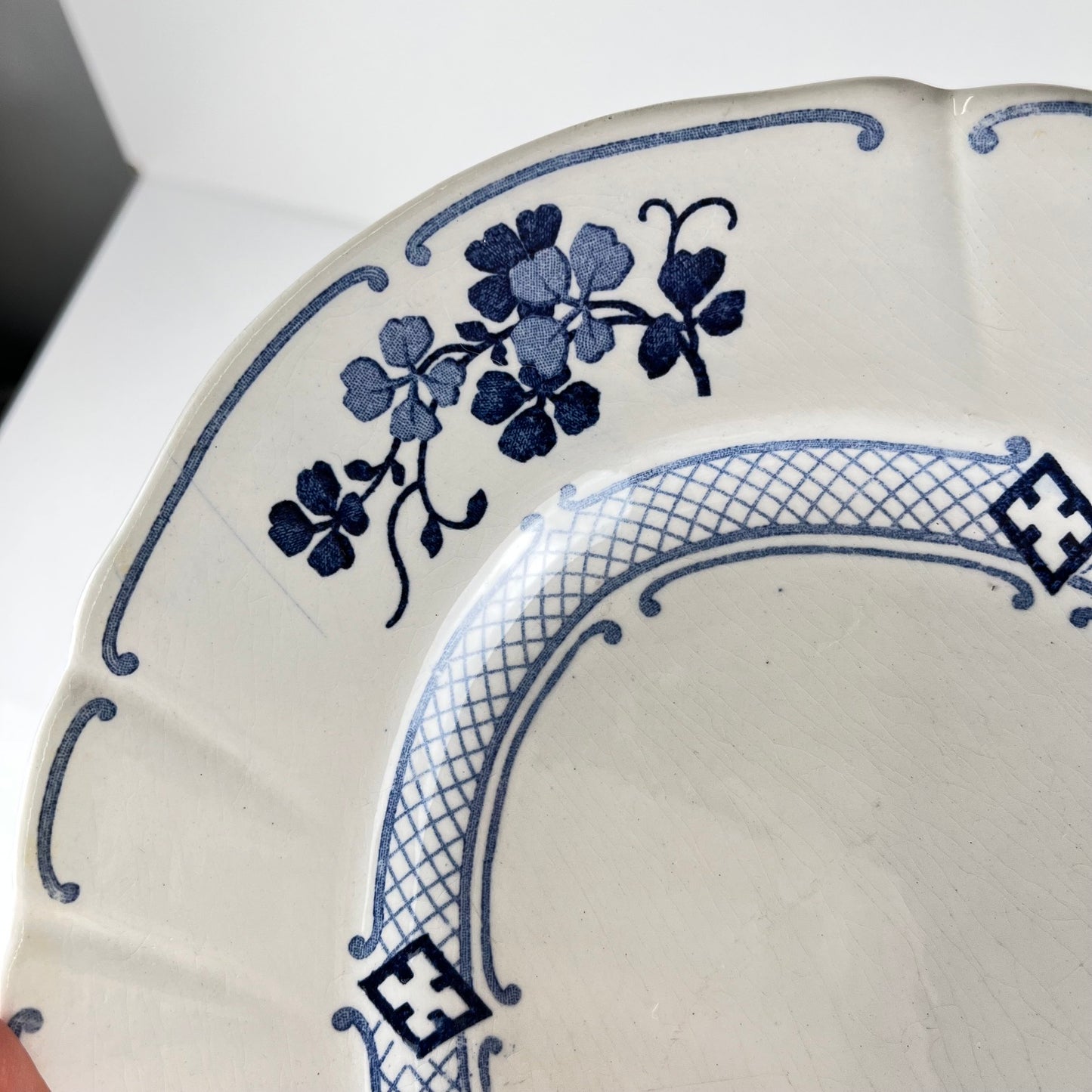 Plat ovale Terre de Fer  KG Lunéville, modele "Jane", bleu, 1890-1915