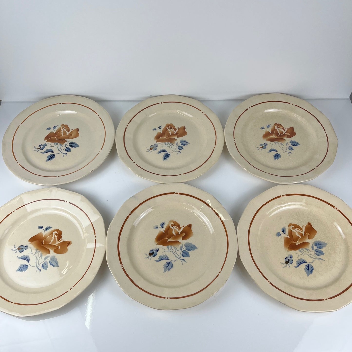 Set of 6 Sarreguemines dessert plates with floral pattern, first half of the 20th century