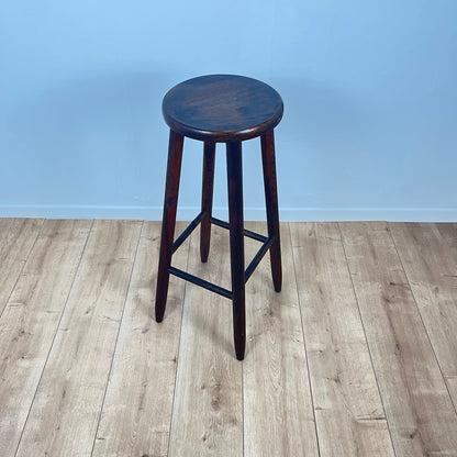 Brutalist Bar Stool in Stained Oak