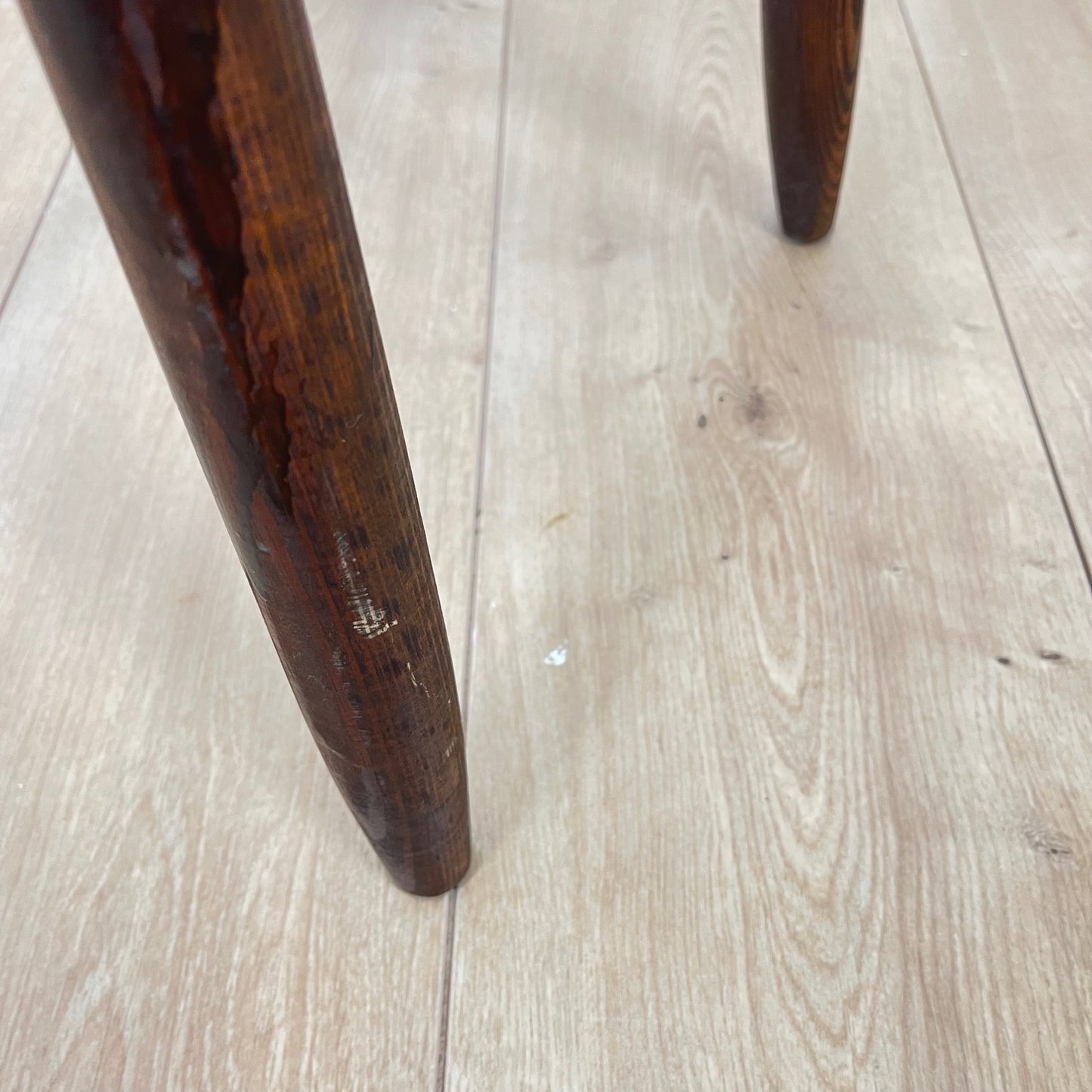Brutalist Bar Stool in Stained Oak