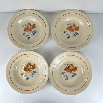 Set de 4 Assiettes creuses Sarreguemines motif fleur , première moitié du XXe siècle