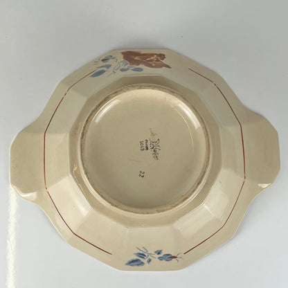 Saladier / Soupière sans couvercle  Sarreguemines motif fleur , première moitié du XXe siècle