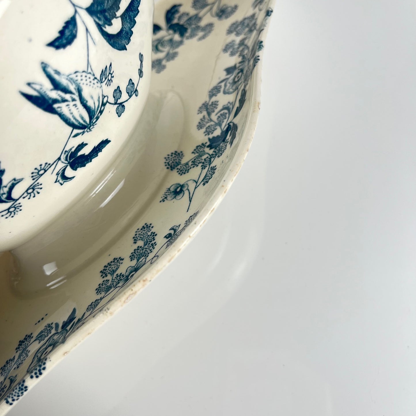 Saucière Longwy fin XIXe "Ycho"