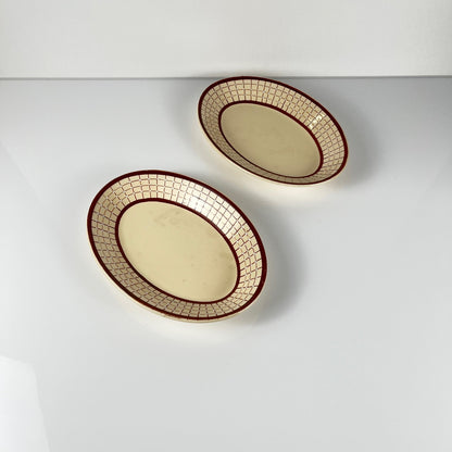 Duo de ravier Longchamp modele "Colmar", motif géométrique 1930