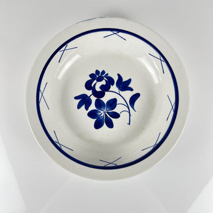 Saladier en porcelaine "Fontainebleau" de Gien, début XXe