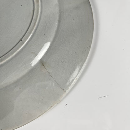 Grand plat rond "Rachel" Moulins des loups & Hamage, terre de fer