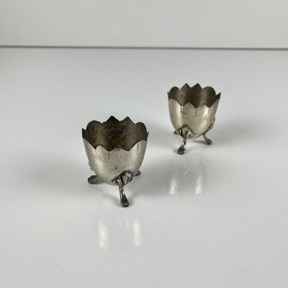 Pair of antique tripod egg cups in nickel silver, Art Nouveau style, circa 1900-1925