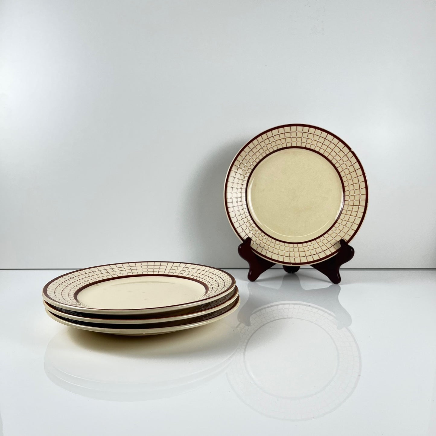Longchamp "Colmar" model dinner plate set