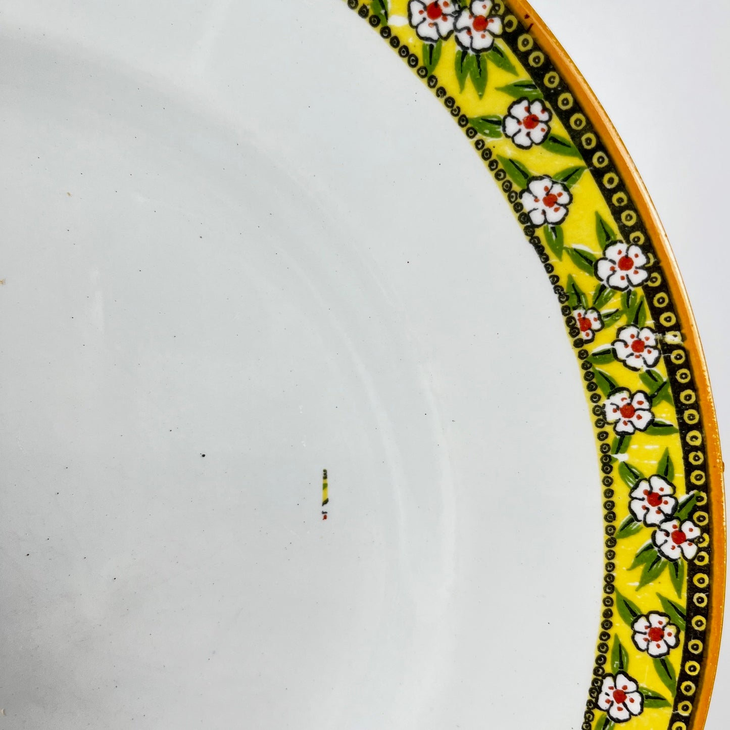Set of 6 "Yvonne" iron earth plates, Orchies, early 20th century