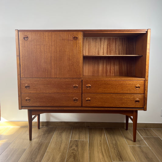 Buffet haut style scandinave en Teck, 1960
