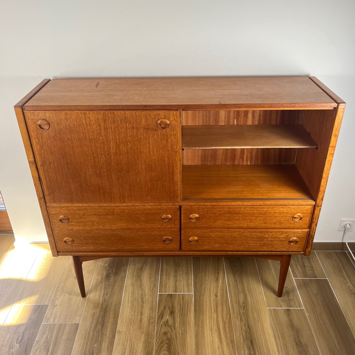 Buffet haut style scandinave en Teck, 1960