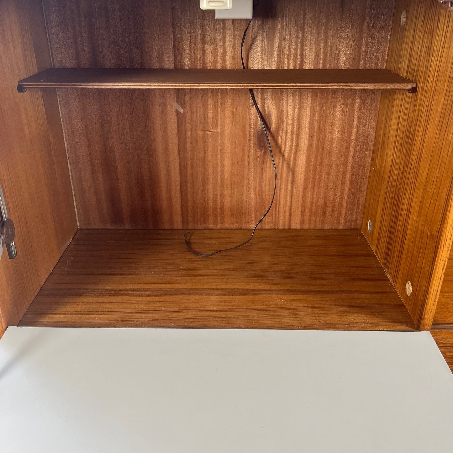 Buffet haut style scandinave en Teck, 1960