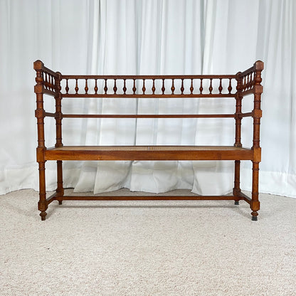Banquette ancienne de style Louis XIII bois tourné cannage fin XIXe-début XXe