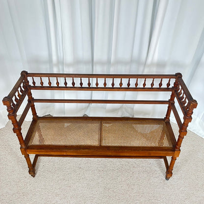 Banquette ancienne de style Louis XIII bois tourné cannage fin XIXe-début XXe