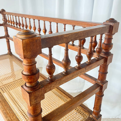 Banquette ancienne de style Louis XIII bois tourné cannage fin XIXe-début XXe