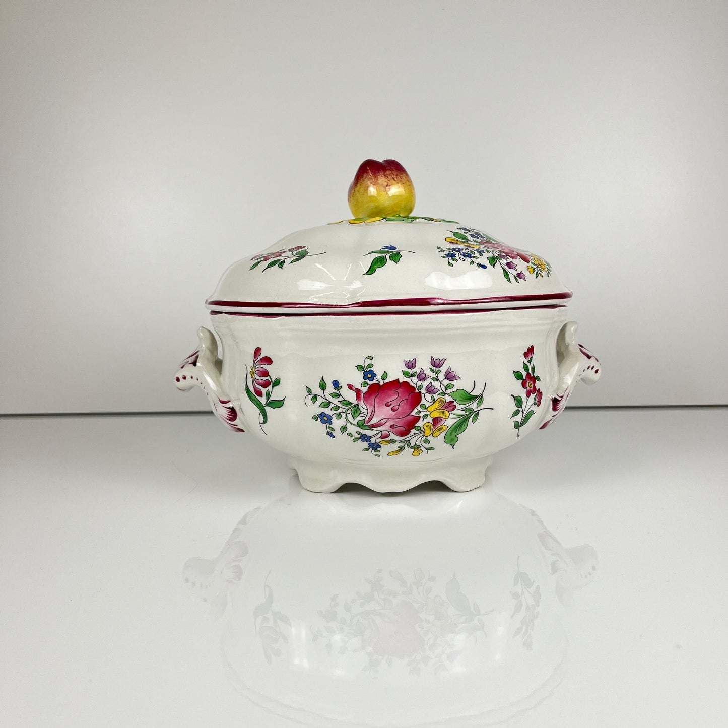 Petite Soupière KG Lunéville, modele "Réverbère" , motif rose