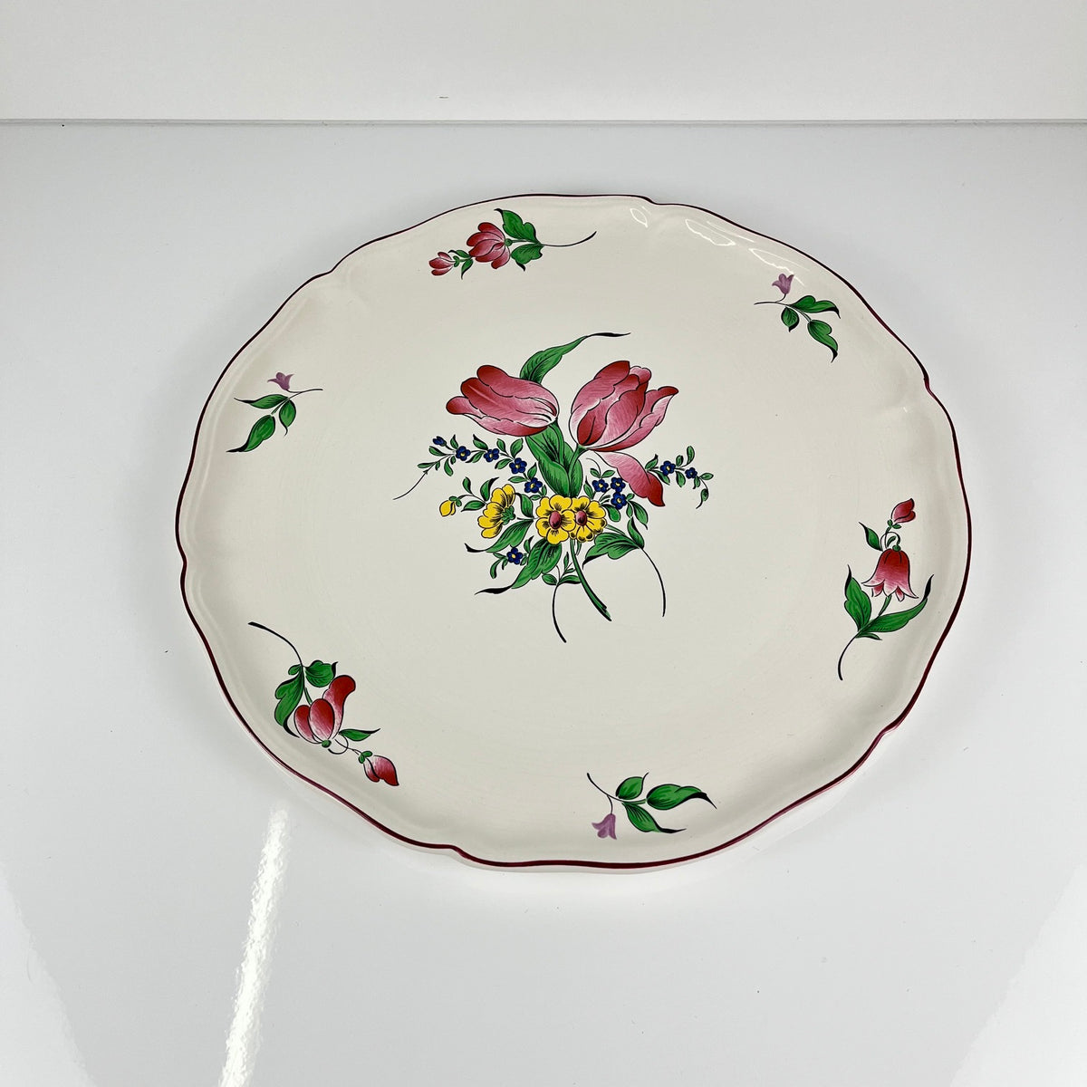 KG Lunéville cake plate, "Réverbère" model, tulip pattern