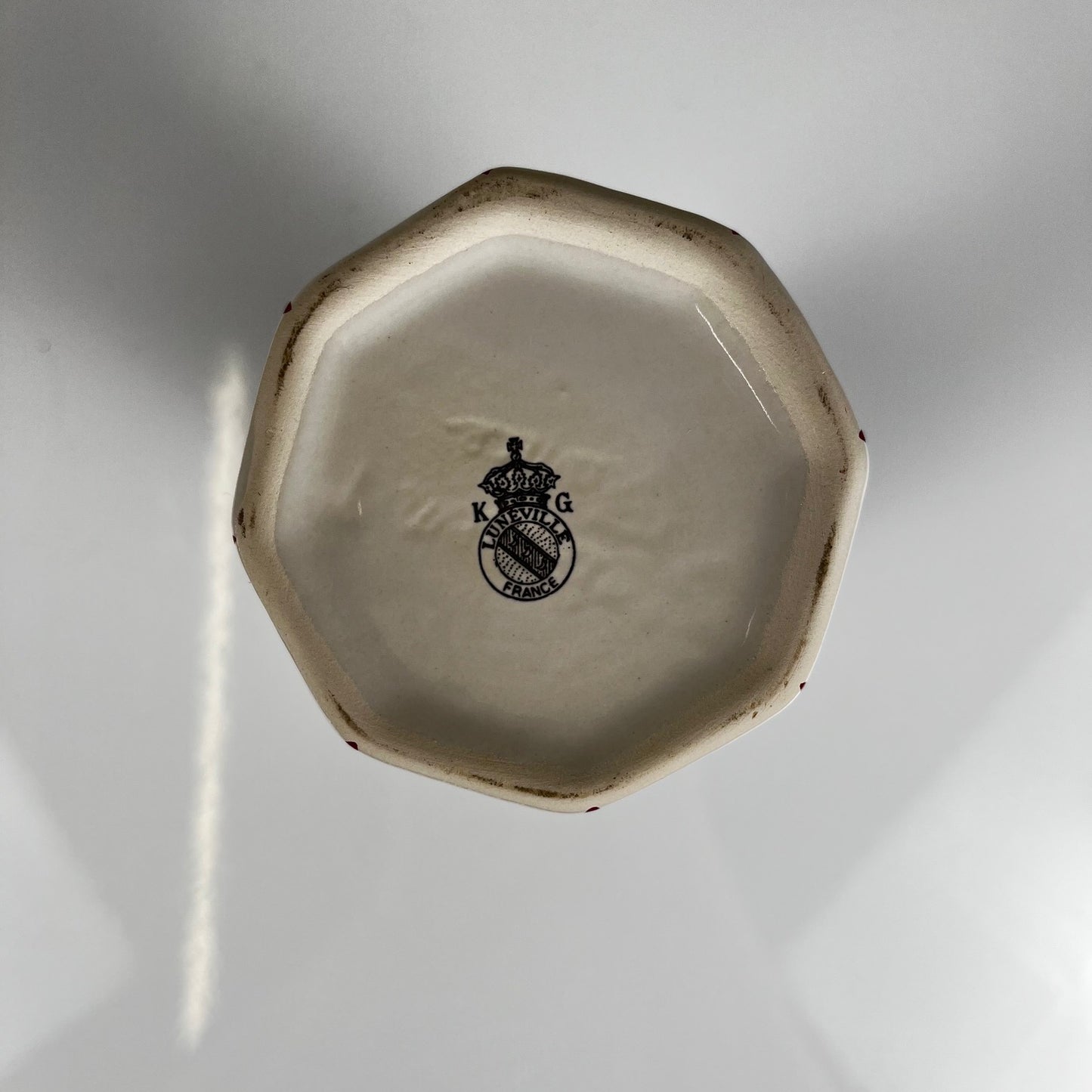 Petit vase tube KG Lunéville, modele "Réverbère"