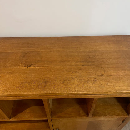 Buffet d'après guerre/ époque reconstruction en chêne , 1940/50