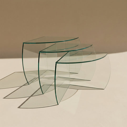 Trio de table gigogne en verre translucide CAMIF, 1980
